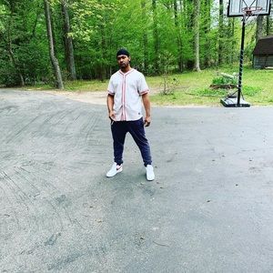 Meet your Posher, Aaron